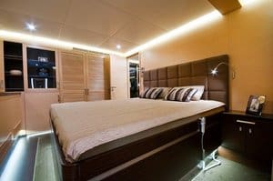 sunreef 102 ipharra cabin interior