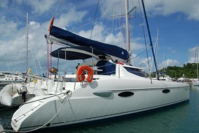 2009 fountaine pajot lavezzi 40 for sale by owner