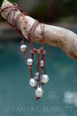 thallassea tahiti leather pearl necklace