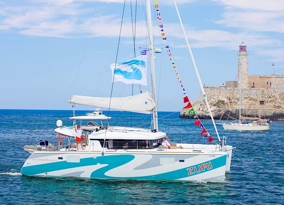 Catamaran Guru Rendezvous in the Abacos 2019